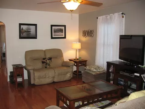626 Cornell St, Ottawa, IL 61350 photo 5