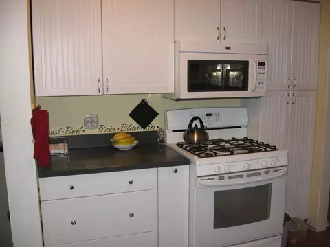 626 Cornell St, Ottawa, IL 61350 photo 3
