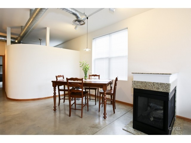1702 Simms St, Aurora, IL 60504 photo 5