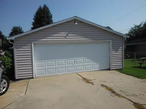 421 E Cleveland St, Spring Valley, IL 61362 photo 10