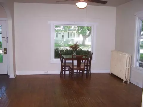 827 Webster St, Ottawa, IL 61350 photo 6