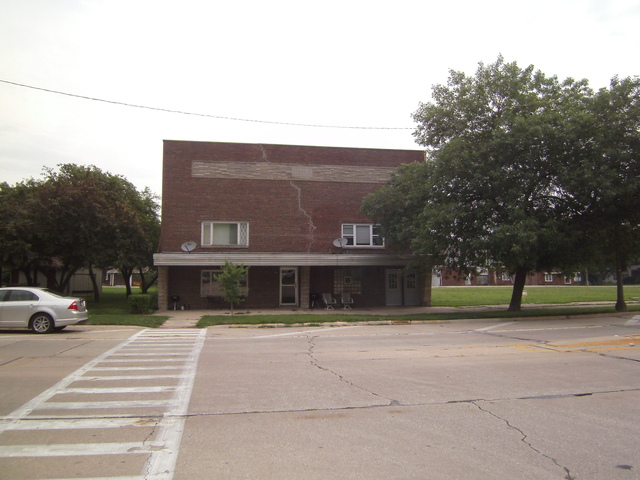 140 E Mazon Ave, Dwight, IL 60420 photo 1