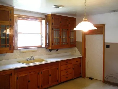 330 W Devlin St, Spring Valley, IL 61362 photo 16