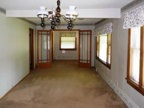 330 W Devlin St, Spring Valley, IL 61362 photo 11