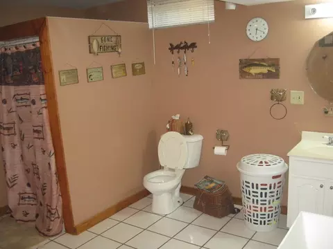 1230 Sycamore, Peru, IL 61354 photo 15