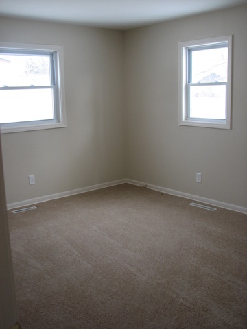 2718 N Old Oak Dr, Mchenry, IL 60050 photo 21