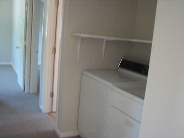 2718 N Old Oak Dr, Mchenry, IL 60050 photo 5