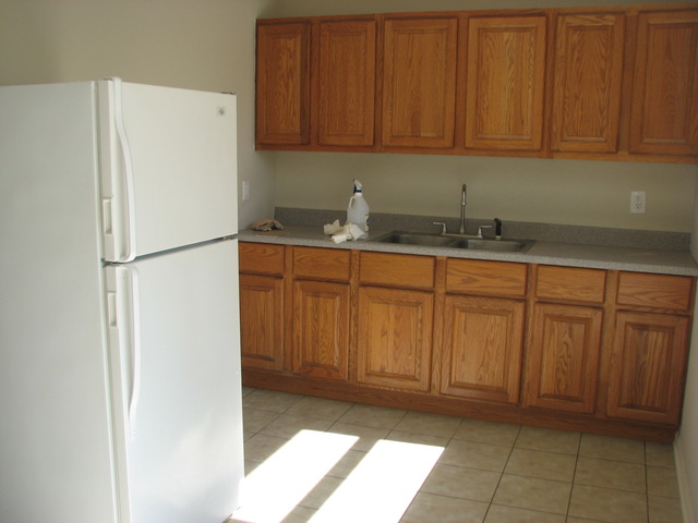 2718 N Old Oak Dr, Mchenry, IL 60050 photo 4