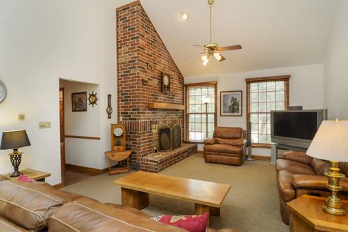 1970 Orchard Rd, Wheaton, IL 60187 photo 9
