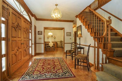 1970 Orchard Rd, Wheaton, IL 60187 photo 4