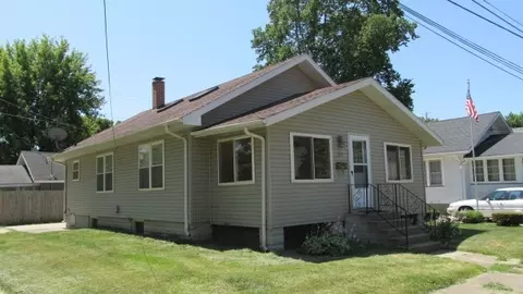 623 E Joliet St, Ottawa, IL 61350 photo 1