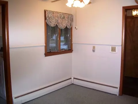 658 E Central Ave, Princeton, IL 61356 photo 18