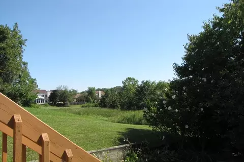 1023 Bentley Ln, Bartlett, IL 60103 photo 16