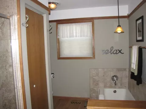 1023 Bentley Ln, Bartlett, IL 60103 photo 9