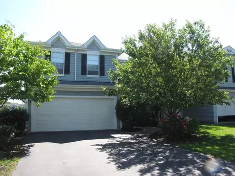 1023 Bentley Ln, Bartlett, IL 60103 photo 1