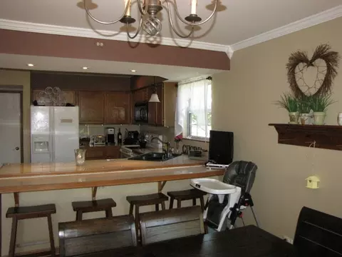 1023 Bentley Ln, Bartlett, IL 60103 photo 4