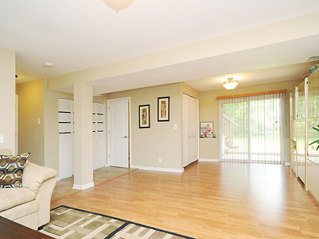 136 Coral Ln, Wheeling, IL 60090 photo 18