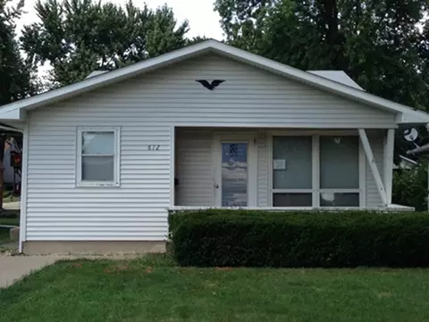 612 W Devlin St, Spring Valley, IL 61362 photo 1