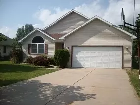 147 Valley View Dr, Seneca, IL 61360 photo 1