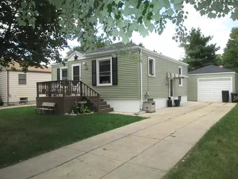2727 Second St, Peru, IL 61354 photo 9