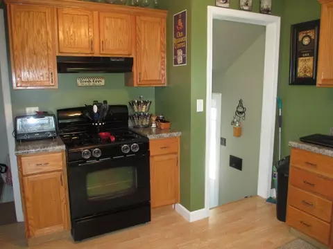 2727 Second St, Peru, IL 61354 photo 4