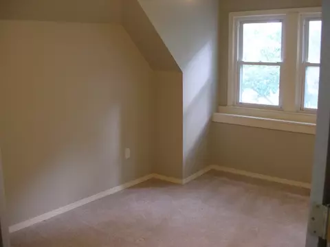 208 W Third St, Lostant, IL 61334 photo 9