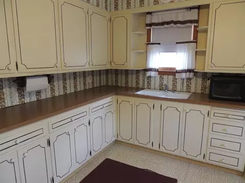 932 Rock St, Peru, IL 61354 photo 5