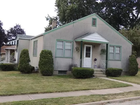 932 Rock St, Peru, IL 61354 photo 1