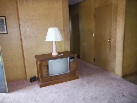 409 Elm St, Cedar Point, IL 61316 photo 3