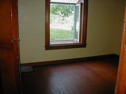 246 E Bluff St, Marseilles, IL 61341 photo 4