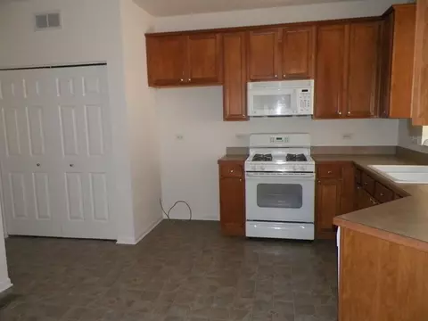 1636 Captiva Dr, Aurora, IL 60504 photo 6