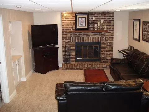 673 Juniper Ln, Bartlett, IL 60103 photo 5