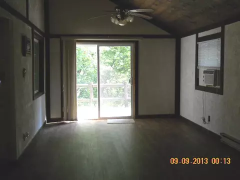 14 Valley Rd, Putnam, IL 61560 photo 3