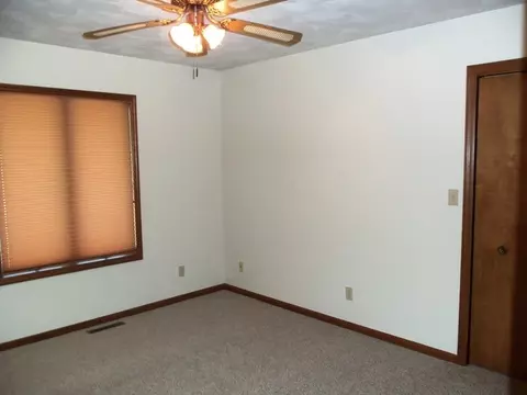 315 Twilight Dr, Morris, IL 60450 photo 12