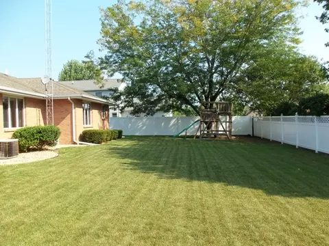 315 Twilight Dr, Morris, IL 60450 photo 5
