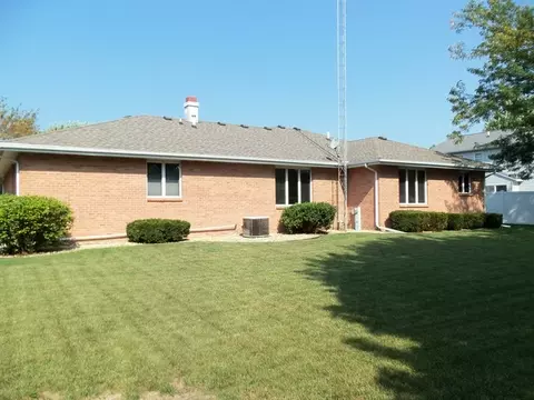 315 Twilight Dr, Morris, IL 60450 photo 4
