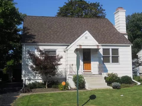 1802 Prospect Ave, Peru, IL 61354 photo 1