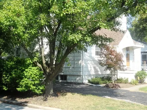 1802 Prospect Ave, Peru, IL 61354 photo 14