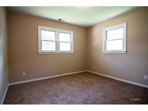180 E 1st St, Braidwood, IL 60408 photo 8