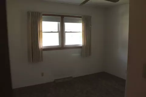 210 Elm St, Spring Valley, IL 61362 photo 6