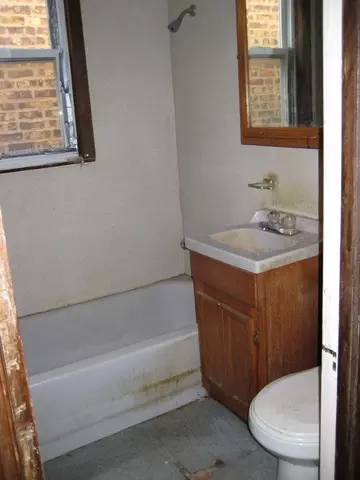 820 E 90th St, Chicago, IL 60619 photo 7