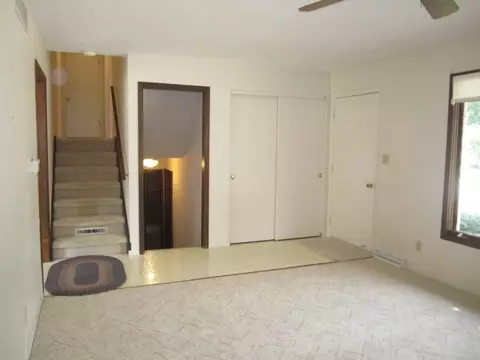 406 Windsor Dr, Ottawa, IL 61350 photo 3