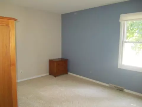 406 Windsor Dr, Ottawa, IL 61350 photo 11