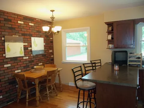 130 Robinson Dr, Morris, IL 60450 photo 9