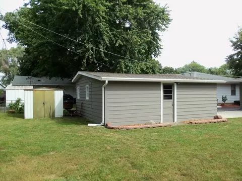 130 Robinson Dr, Morris, IL 60450 photo 5