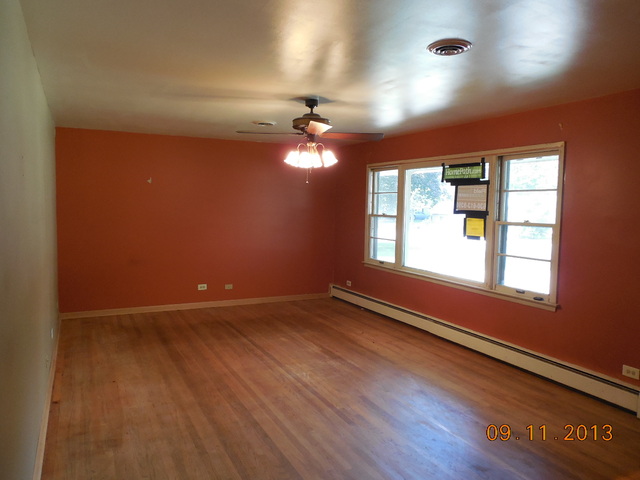 439 Tennyson Rd, Bartlett, IL 60103 photo 5