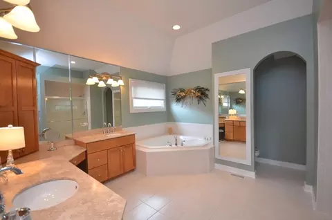 22922 Weinhold Dr, Plainfield, IL 60585 photo 14
