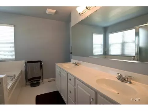 1880 Highmeadow Ln, Algonquin, IL 60102 photo 9