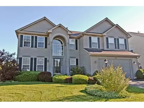 1880 Highmeadow Ln, Algonquin, IL 60102 photo 1
