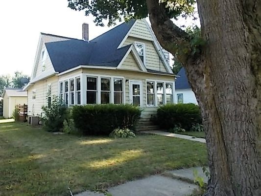 527 Cherry St, Compton, IL 61318 photo 3